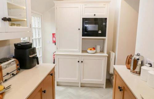 Bay House - Photo 74