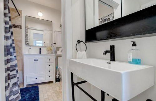 Historic Barrio Logan Bungalow - Foto 15