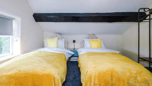Charming Grade II Listed Apartment, Sleeps 4 in Shropshire - Foto 3