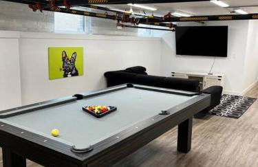 Designer 1-Bed Haven near Downtown! Pets Welcome! - Foto 10