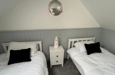 The Loft and The Den Apartments - Photo 31