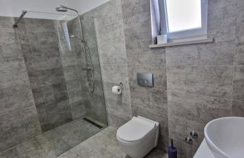 Villa Martina s bazenom,5 soba - Photo 28