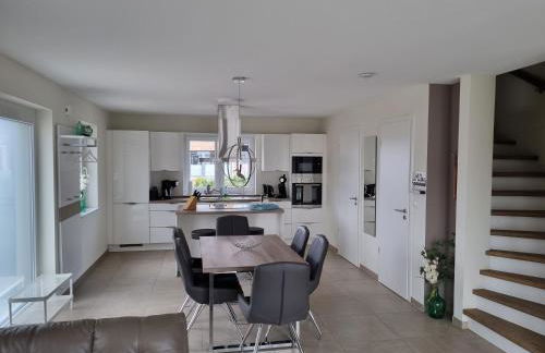 NEU!Moderne, lichtdurchflutete DHH, zentral, Garten, Wallbox, WLAN - Foto 5