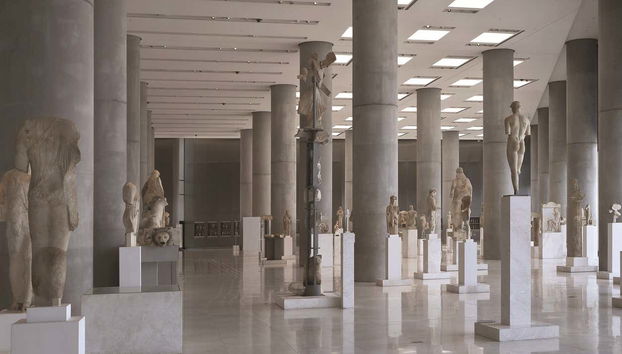 Una de las salas del museo de la Acrópolis de Atenas
