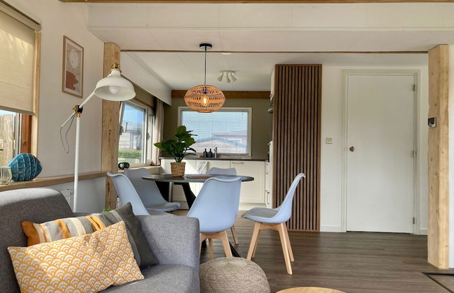 4 Pers House Cecil With own Fishing Spot on a Dutch Chanel - Foto 11