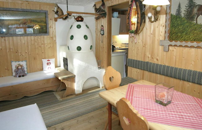 Cozy Chalet in Karrösten near Forest - Foto 7