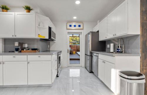 Yellow Door Oasis airport, cruise port and beach close-by - Foto 24