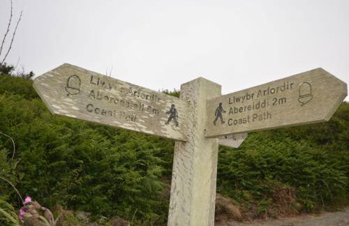 1 Bed in Porthgain 61170 - Foto 9