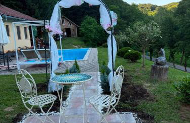 VILA LASOVIC + POOL + JACUZZI + SAUNA - Foto 2