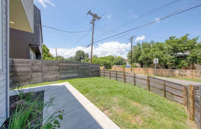 2 Homes in 1! Centrally Located Near Soco - Foto 29