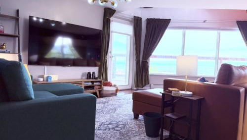 Cozy Panoramic Lake and Lift Bridge Views - Foto 2