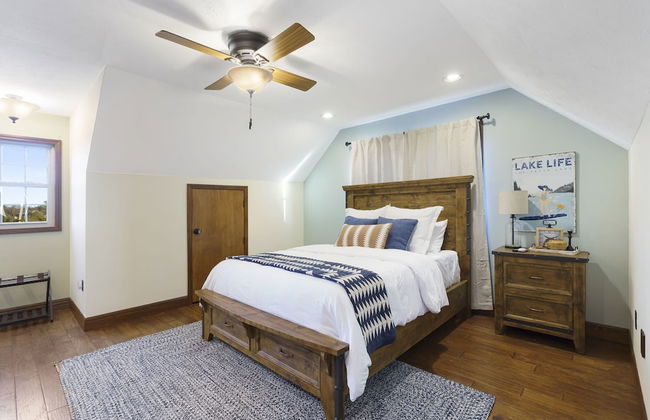 Table Rock Manor at Whitefish Bay - Photo 12