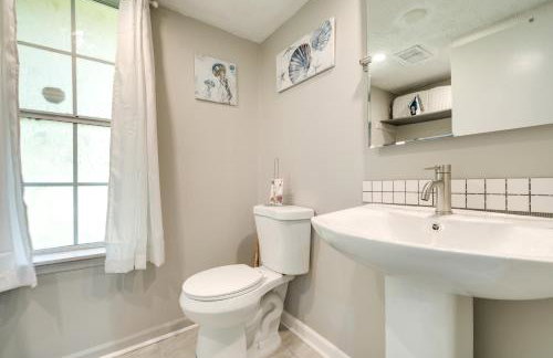 Fairburn Home w/ 2 Decks, Grill & Outdoor Dining! - Foto 17