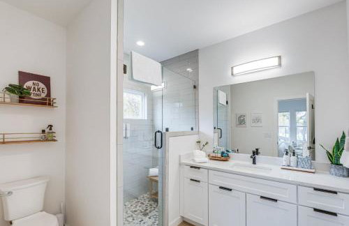 Pet-Friendly Lake LBJ Retreat with Deck and Hot Tub! - Foto 14