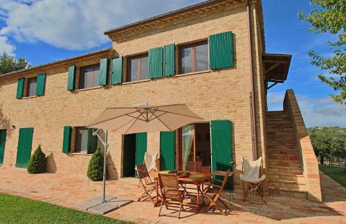 Cottage in Montelabbate with Pool & Forest - Foto 14