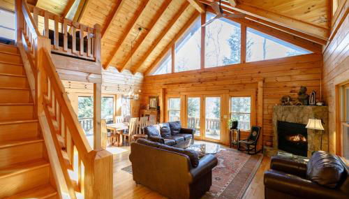 Unique Mountain Cabin Retreat with Hot Tub and View - Foto 5