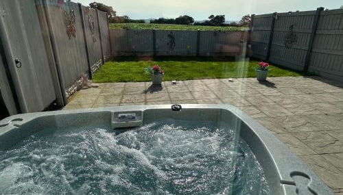 Dwylig Isa Holiday Cottages - Photo 3