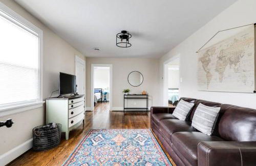 RVA Cottage Cozy & Spacious Near Downtown - Foto 28