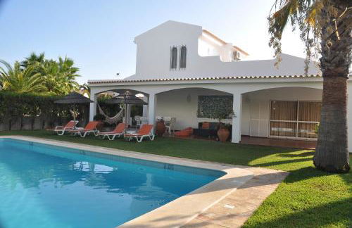 Luxury 3 bedroom Villa with Private Pool - Photo 7