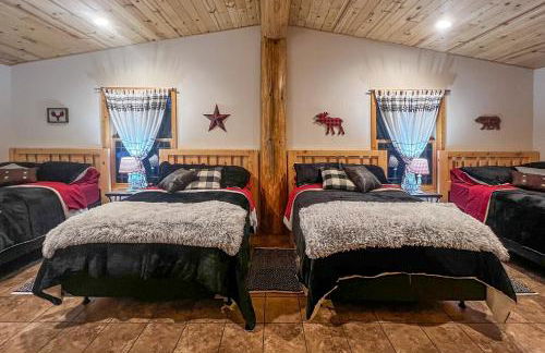 Spacious Hurley Home with Game Room Near Lakes - Foto 3