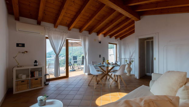 hilly area and view - Foto 3, Habitación