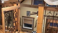 Couples Getaway Cabin with a Loft - Firepit - Creek - Foto 5