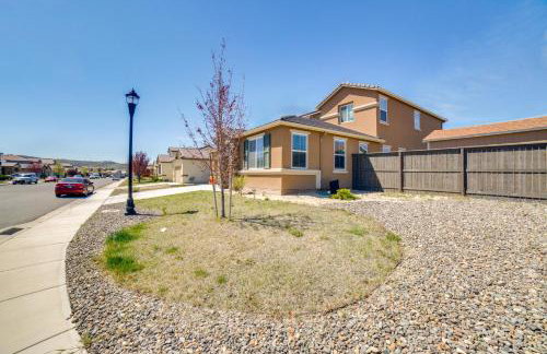 WWII Aviation-Themed Apt in Sparks Near Parks! - Foto 24