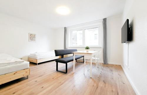 Tolstov Apartments - Monteurwohnungen mit 3 Zimmern , Balkon und Parkplatz - Photo 8