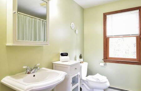 Bring your pups to Chatham Direct access to the Cape Cod Rail Trail - Foto 24