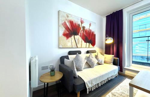 VIPAbodes at The Nankeville Woking - Photo 8