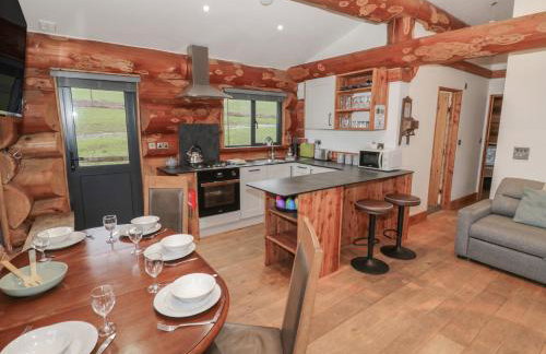 Cedar Cabin at Salford Court Farm Fishing Cabins - Foto 10