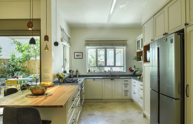 Coastline Family Triplex by Sea N' Rent - Photo 31