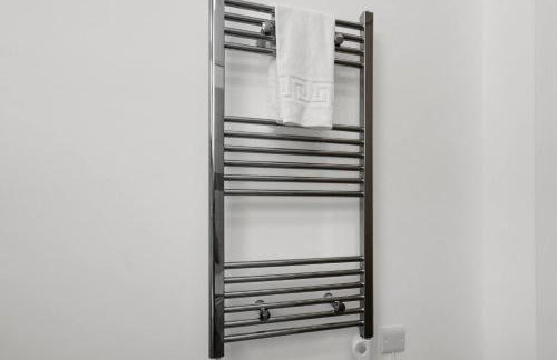 Stylish & Modern Apartment - Free Parking - WIFI - Foto 32