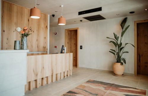 Kalani Residence - Photo 54