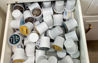 Modern 4 King Beds, Beautiful Large Backyard, Golf, WFH, Long Stays, WI-FI, FWY, 25 mins to Beach - Photo 12