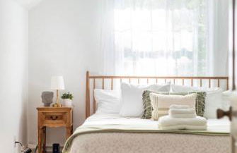 Catskill Cabin with Firepit & Indoor Jacuzzi Tub - Foto 31