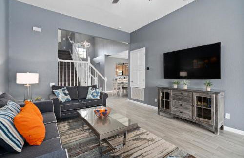 Luxury 5BR Villa Near Disney, Private Pool & Game Room - Foto 8