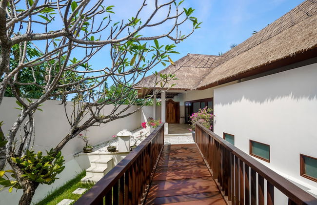 Villa Blanca by Alfred in Bali - Modern Luxury 5 Bdr Oceanfront Villa in Candidasa - Foto 12