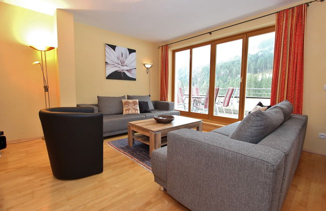 Chalet in Saalbach Near Ski Lift - Foto 13
