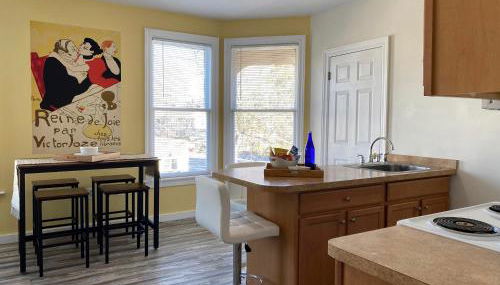 2 BR Loft - Walk to Cafes-Breweries- Arts & Entertainment District - Foto 3