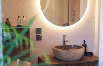 Luxurious cabin with desk & mini library - Foto 7