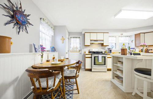 Ocean Breeze-8min Walk to Beach - Foto 17