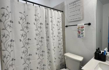 Spacious 6 Bedroom Home- Near Historic McKinney - Foto 10