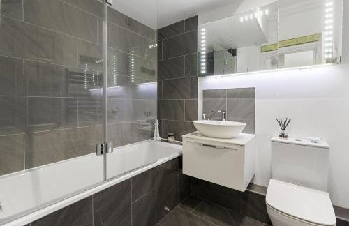 Manor House Apartment - Indoor Heated Pool, Parking - Foto 5