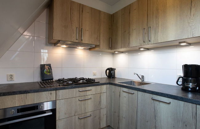 Holiday Home With Garden - Photo 5