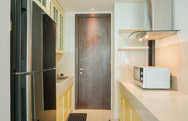 Homey with Private Lift 2BR Apartment at St. Moritz Puri near Mall - Foto 25