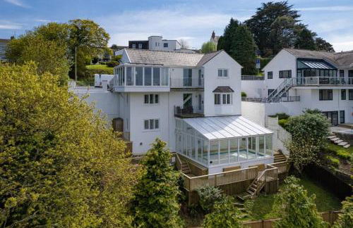 Luxury House, SeaViews, En-Suites & Private Pool - Photo 10