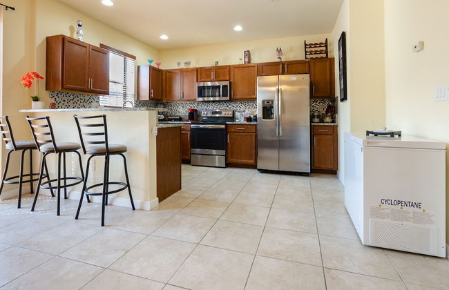 Rare Find! House of Happiness by MIA Zoo & FL Keys - Foto 8