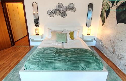 HOMELY STAY Serenity Greens - Stylisch Studio-Apartment with kitchen - 15 min from Central Station-pet friendly - Foto 12