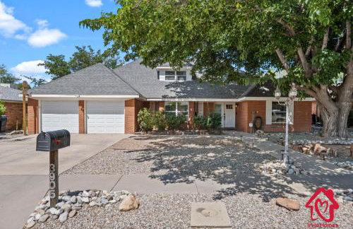 San Gabriel Stunner - An Irvie Home - Photo 9